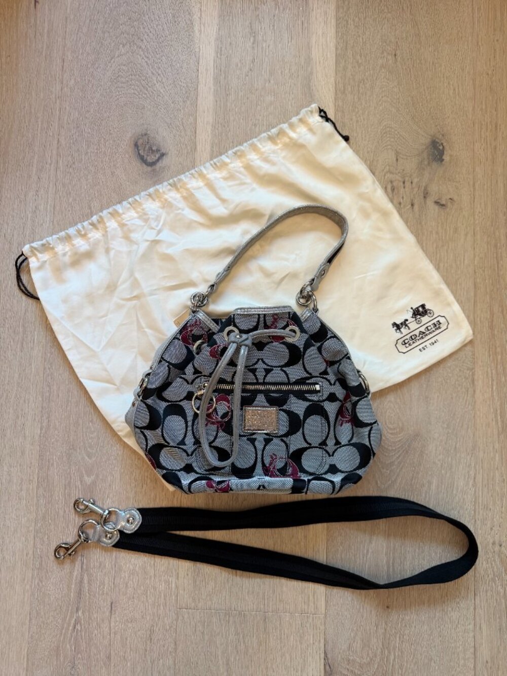 Coach Vintage Poppy Signature C Bucket Bag Purse